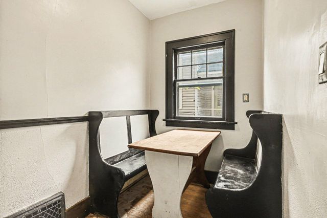 915 Walwood Place, Kalamazoo City, MI 49007