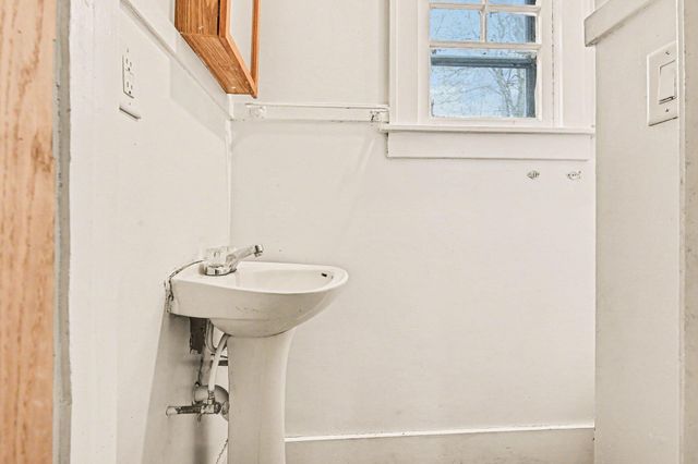 915 Walwood Place, Kalamazoo City, MI 49007