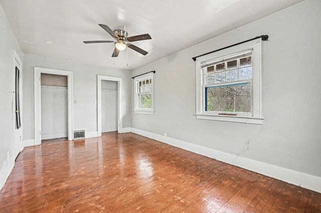 915 Walwood Place, Kalamazoo City, MI 49007