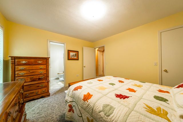 143 Hurricane Dr., Greers Ferry, AR 72067