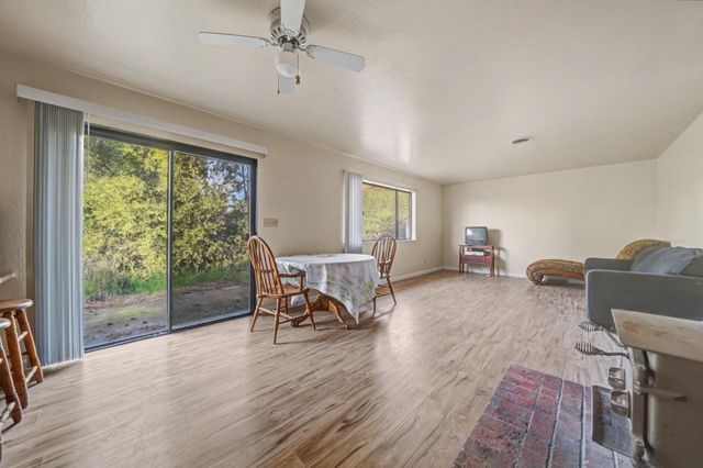 8288 Prospect St, Mokelumne Hill, CA 95245