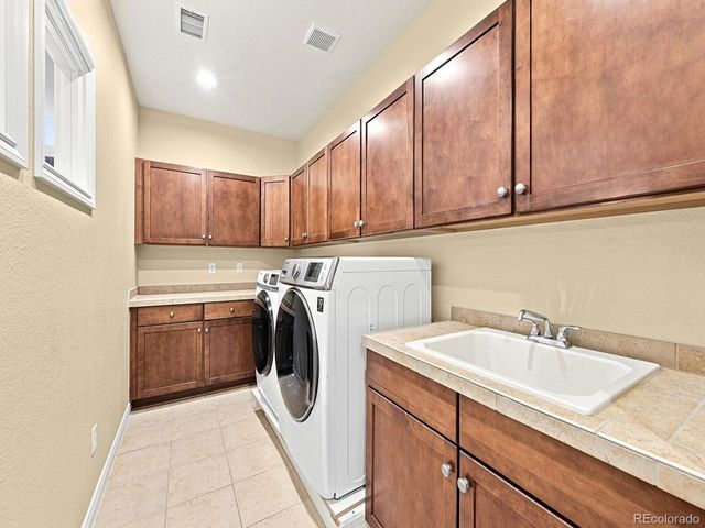 3038 Veneto Ct, Highlands Ranch, CO 80126