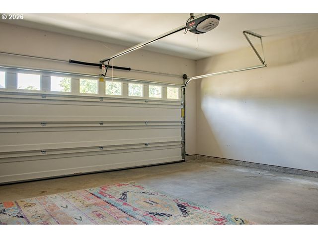 104 N COLLEGE St, Joseph, OR 97846