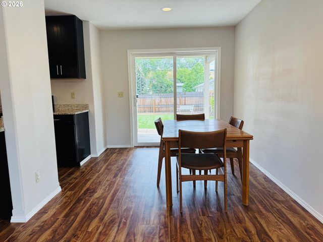 104 N COLLEGE St, Joseph, OR 97846