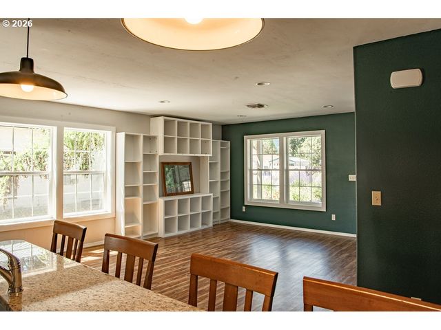 104 N COLLEGE St, Joseph, OR 97846