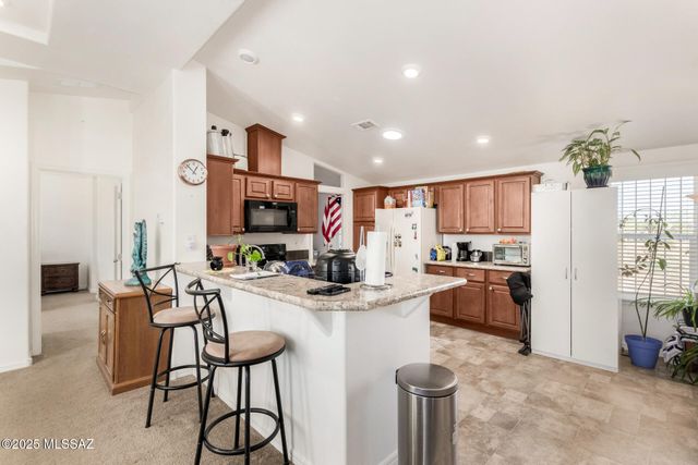 11235 S Alyce Avenue, Tucson, AZ 85736