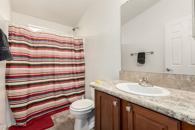 11235 S Alyce Avenue, Tucson, AZ 85736