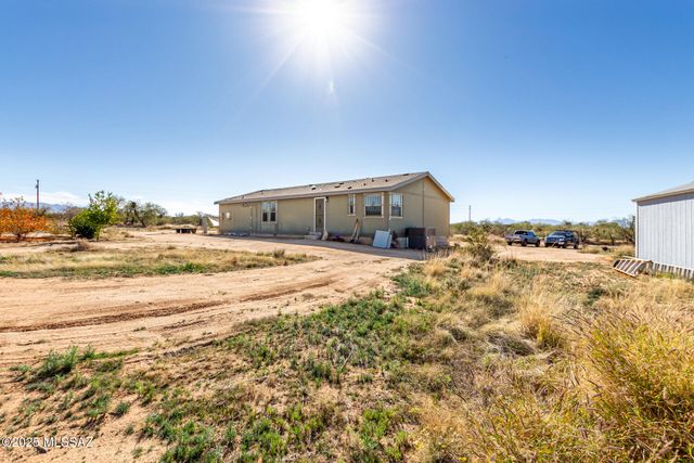 11235 S Alyce Avenue, Tucson, AZ 85736