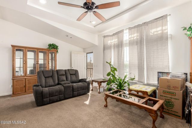 11235 S Alyce Avenue, Tucson, AZ 85736