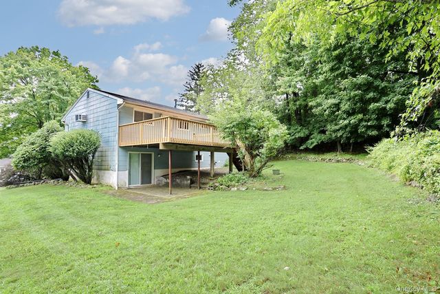 5 Fairfield Terrace, West Nyack, NY 10994