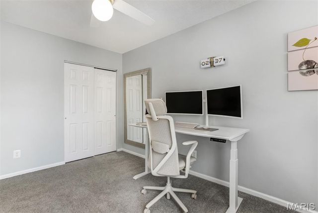 4347 Chateau De Ville Drive G, St Louis, MO 63129