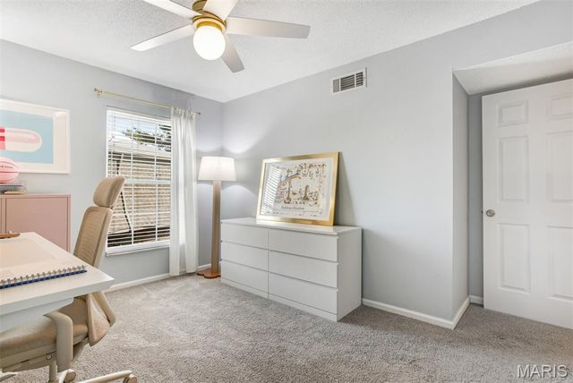 4347 Chateau De Ville Drive G, St Louis, MO 63129