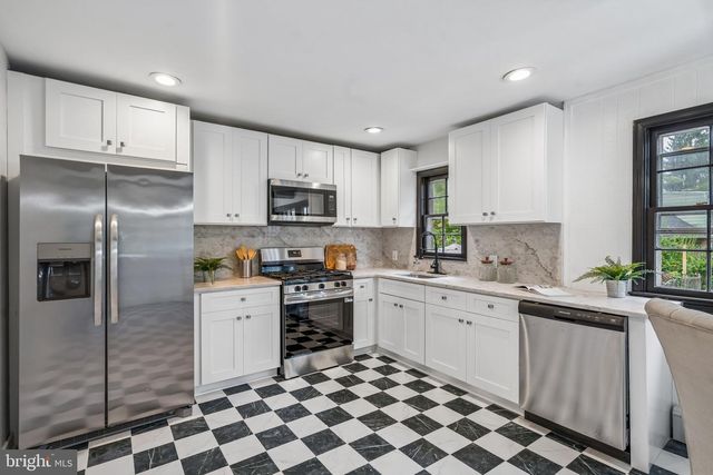 212 OWEN AVE, Lansdowne, PA 19050