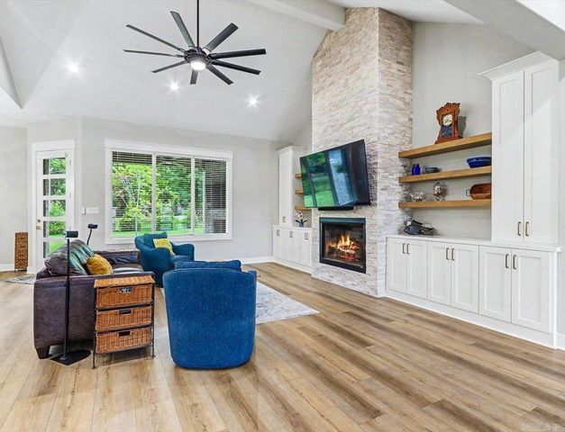 139 Arlington Park Drive, Hot Springs, AR 71901