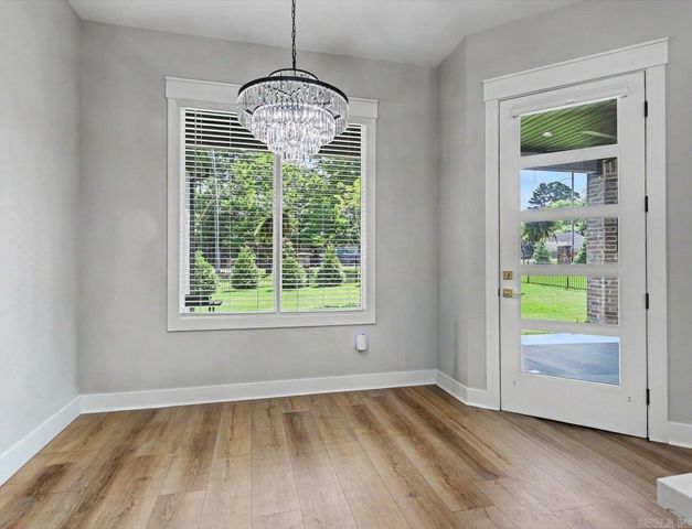 139 Arlington Park Drive, Hot Springs, AR 71901
