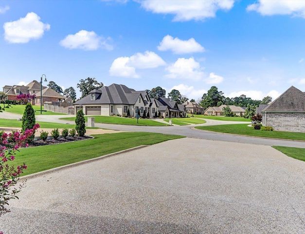 139 Arlington Park Drive, Hot Springs, AR 71901