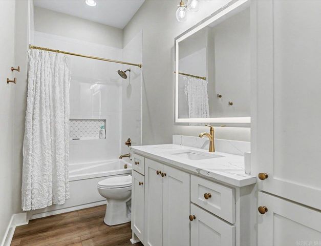 139 Arlington Park Drive, Hot Springs, AR 71901