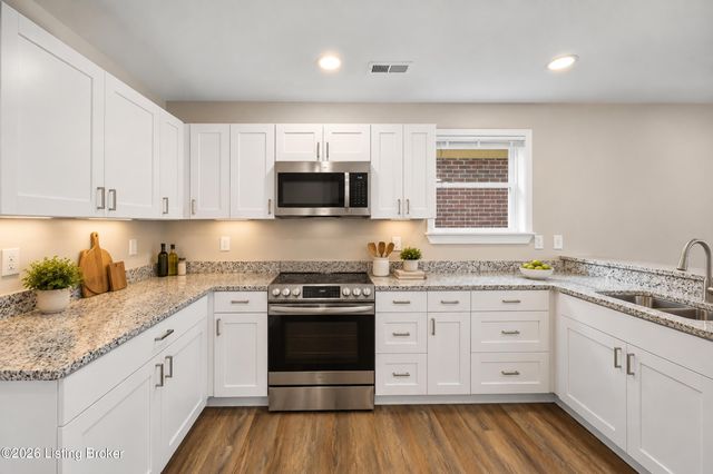 2012 Standard Ave, Louisville, KY 40210