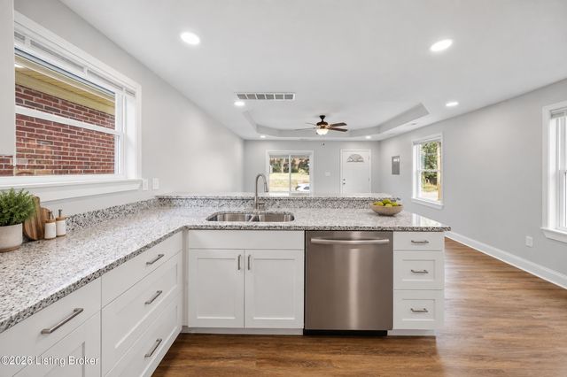 2012 Standard Ave, Louisville, KY 40210