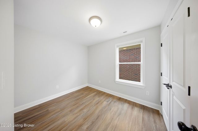 2012 Standard Ave, Louisville, KY 40210