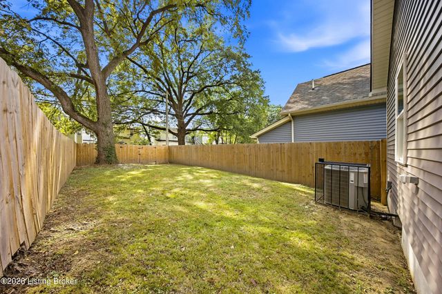2012 Standard Ave, Louisville, KY 40210