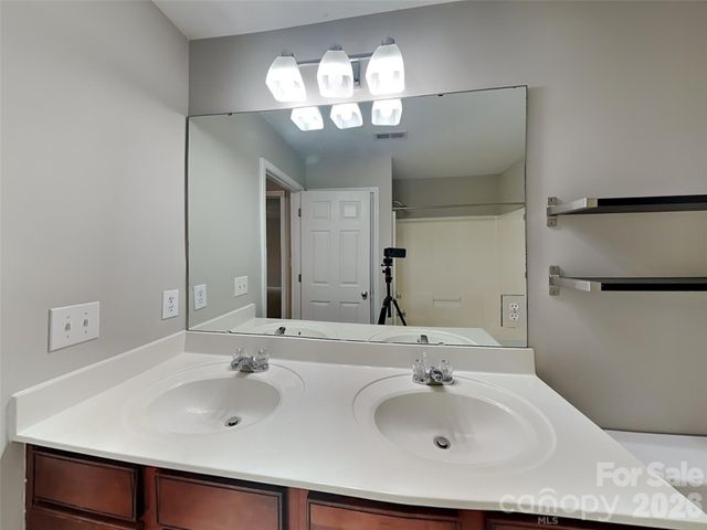 4208 Lawrence Daniel Drive, Matthews, NC 28104