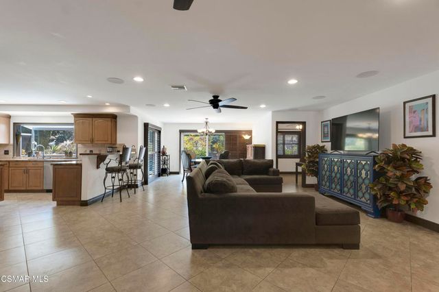 1450 Calle Avellano, Thousand Oaks, CA 91360