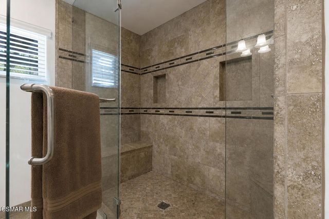 1450 Calle Avellano, Thousand Oaks, CA 91360