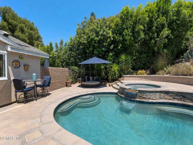 1450 Calle Avellano, Thousand Oaks, CA 91360