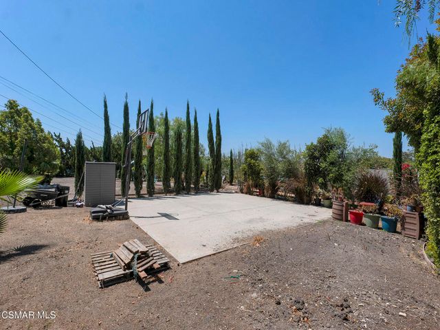1450 Calle Avellano, Thousand Oaks, CA 91360