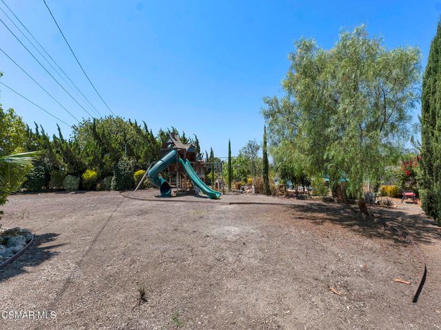 1450 Calle Avellano, Thousand Oaks, CA 91360
