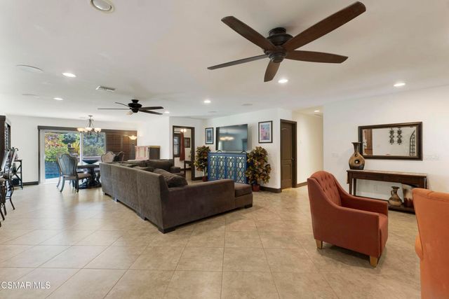 1450 Calle Avellano, Thousand Oaks, CA 91360
