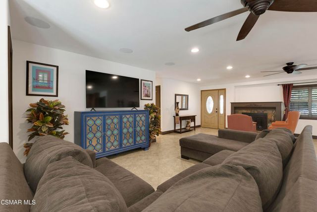 1450 Calle Avellano, Thousand Oaks, CA 91360