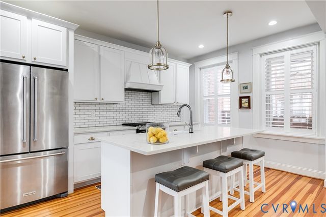 804 N Cleveland St, Richmond, VA 23221