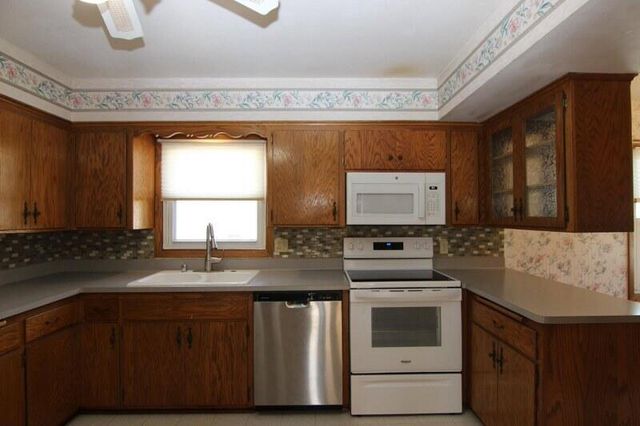 514 E Maple STREET, Horicon, WI 53032