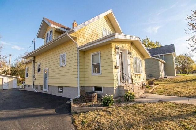 514 E Maple STREET, Horicon, WI 53032