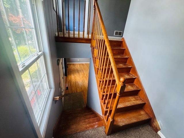 3841 N Main St, Fall River, MA 02720