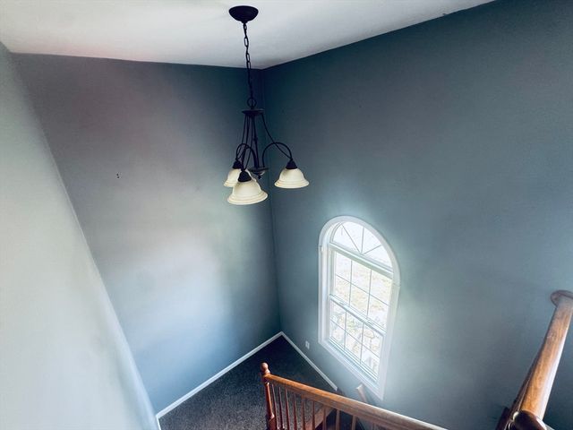 3841 N Main St, Fall River, MA 02720