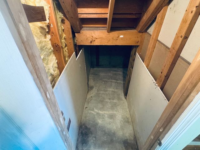 3841 N Main St, Fall River, MA 02720