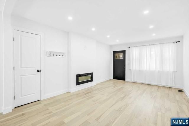 21-15 Exeter, Fair Lawn, NJ 07410