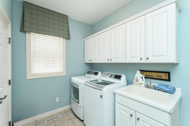 1544 Salem Court SW, Rochester, MN 55902