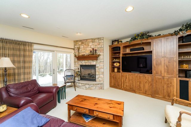 1544 Salem Court SW, Rochester, MN 55902