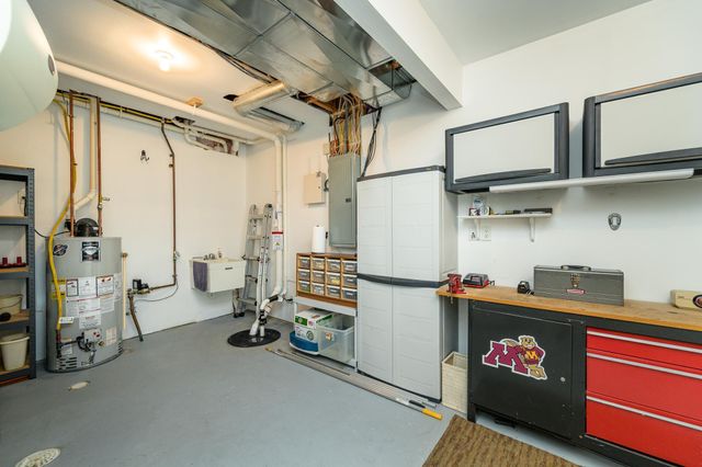 1544 Salem Court SW, Rochester, MN 55902