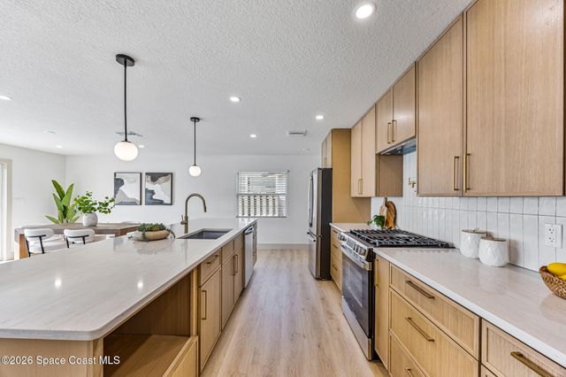 43 Westview Lane, Cocoa Beach, FL 32931