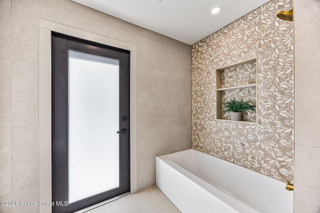 43 Westview Lane, Cocoa Beach, FL 32931