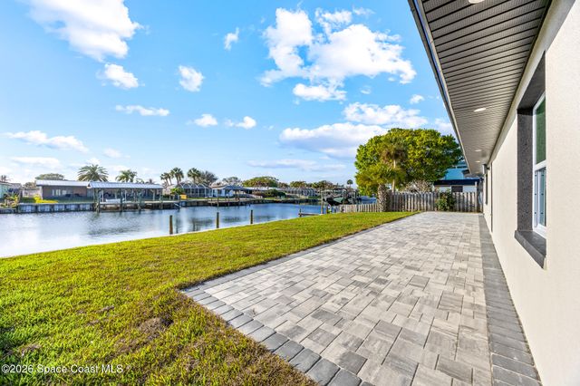 43 Westview Lane, Cocoa Beach, FL 32931