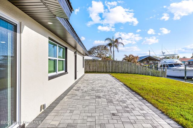 43 Westview Lane, Cocoa Beach, FL 32931