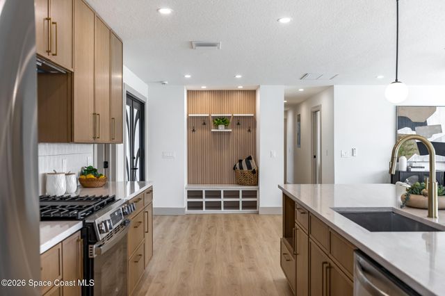 43 Westview Lane, Cocoa Beach, FL 32931