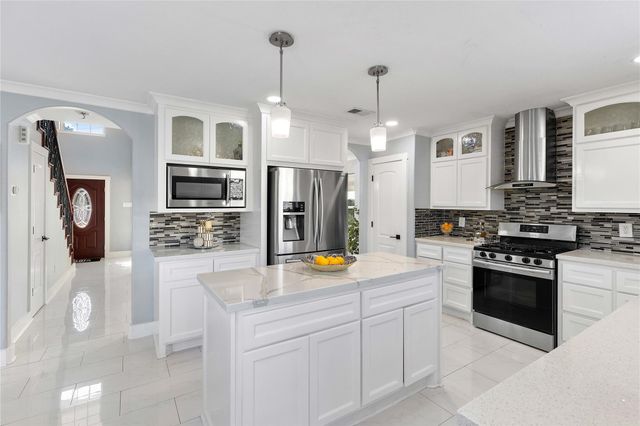 405 Mystic Trail Loop, Houston, TX 77339