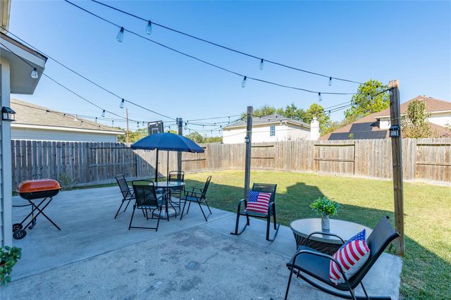 405 Mystic Trail Loop, Houston, TX 77339